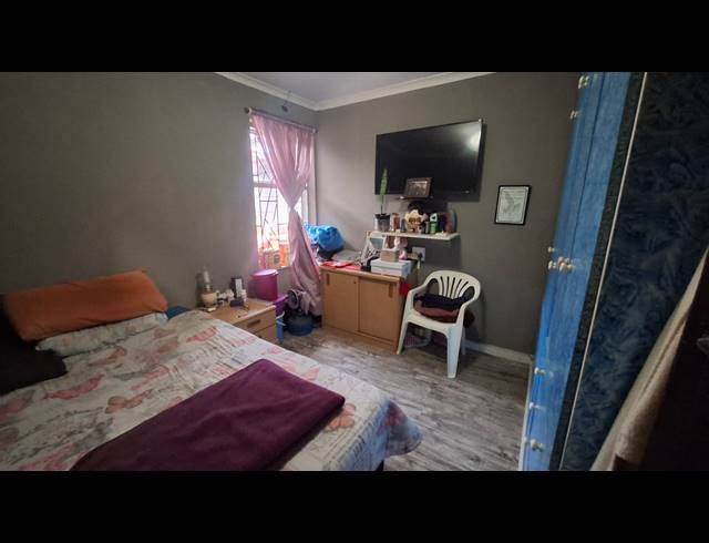 3 BEDROOM FREEHOLD FOR SALE IN STRANDFONTEIN VILLAGE